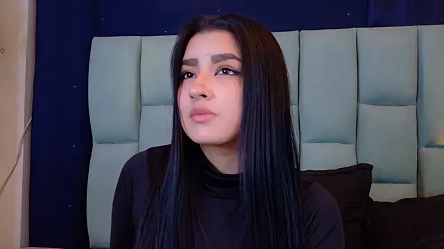 Snapshot of Emilyy05_ chatting on 17, 7, 2026 Emilyy05 online show from 17, 7, 2026