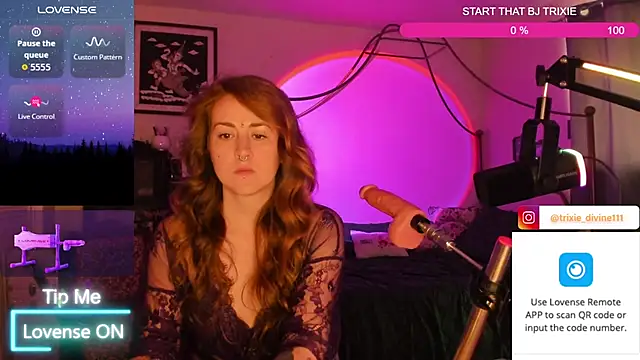 trixiedivine online show from 27, 3, 2026