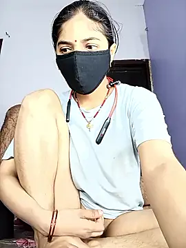 Snapshot of Curvy_Kavya chatting on 16, 1, 2026 Curvy Kavya online show from 16, 1, 2026