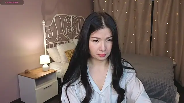 Snapshot of Lea_Apple chatting on 17, 6, 2026 Lea Apple online show from 17, 6, 2026