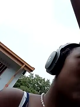 ShyNaughtyBabe online show from 24, 2, 2026