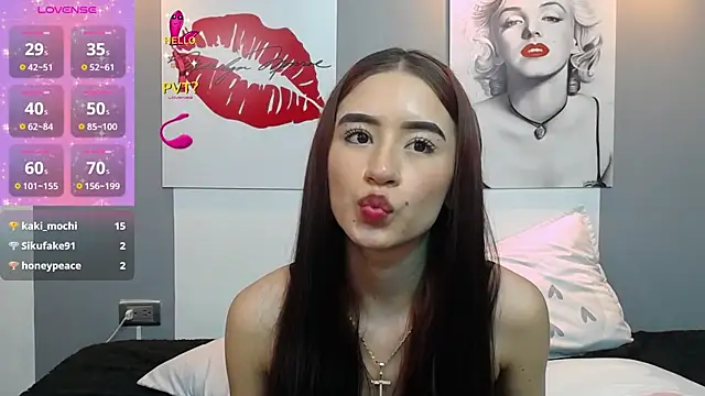 Snapshot of priya_tara chatting on 5, 1, 2026 priya tara online show from 5, 1, 2026