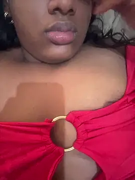 Snapshot of amorasecy chatting on 25, 5, 2026 amorasecy online show from 25, 5, 2026