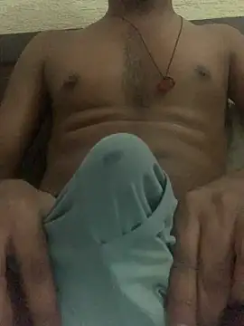 Rahulkumaro1 online show from 17, 4, 2026