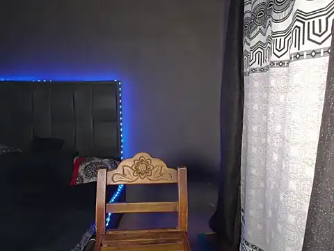 Snapshot of MAXIMILAINO-XXX chatting on 5, 2, 2026 MAXIMILAINO-XXX online show from 5, 2, 2026