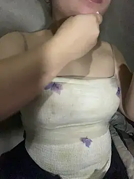 Snapshot of lili-roze chatting on 18, 1, 2026 lili-roze online show from 18, 1, 2026