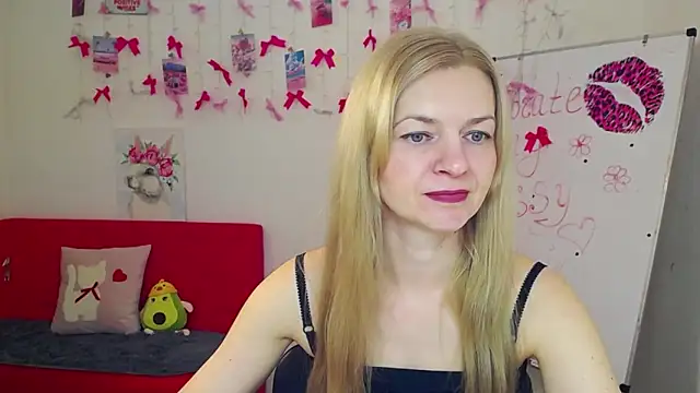 Snapshot of MelissaTyler chatting on 6, 5, 2026 MelissaTyler online show from 6, 5, 2026