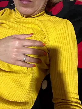 Snapshot of SexyMamiVee chatting on 8, 1, 2026 SexyMamiVee online show from 8, 1, 2026