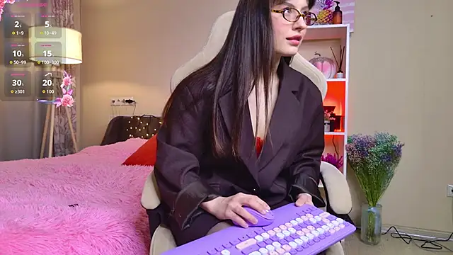 Snapshot of Mirellune chatting on 27, 2, 2026 Mirellune online show from 27, 2, 2026