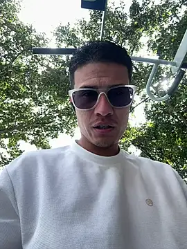 Latin Paisa Boy online show from 25, 2, 2026