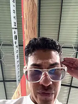 Latin Paisa Boy online show from 31, 5, 2026