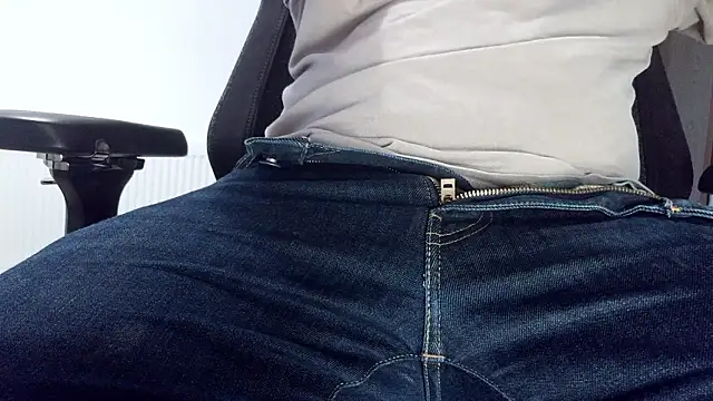 Snapshot of harvcumdaddy chatting on 23, 2, 2026 harvcumdaddy online show from 23, 2, 2026