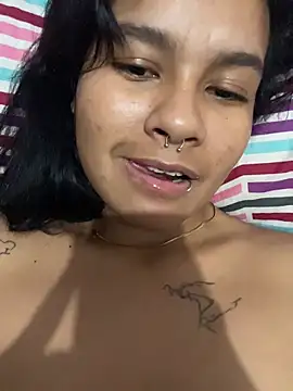 Snapshot of Chloe_cortes chatting on 27, 5, 2026 Chloe cortes online show from 27, 5, 2026
