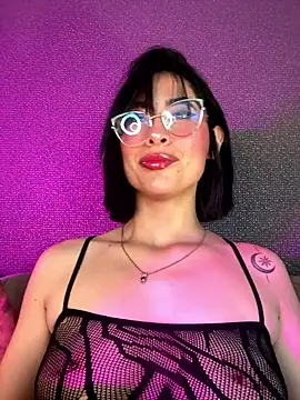 luna gv online show from 6, 1, 2026