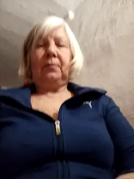 KlaudiaDarling online show from 14, 2, 2026