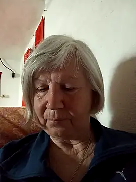 KlaudiaDarling online show from 6, 4, 2026