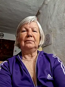 Snapshot of KlaudiaDarling chatting on 28, 4, 2026 KlaudiaDarling online show from 28, 4, 2026