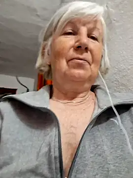 Snapshot of KlaudiaDarling chatting on 9, 5, 2026 KlaudiaDarling online show from 9, 5, 2026