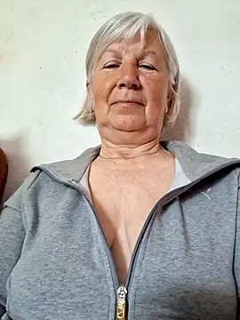 Snapshot of KlaudiaDarling chatting on 13, 5, 2026 KlaudiaDarling online show from 13, 5, 2026