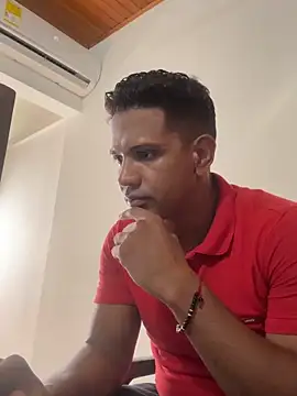 Snapshot of bigdick211292 chatting on 28, 3, 2026 bigdick211292 online show from 28, 3, 2026