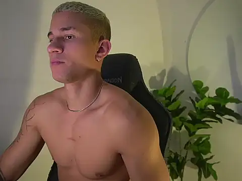 Thin tommy11 online show from 18, 3, 2026