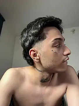 itselladoll online show from 7, 2, 2026