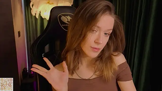 Snapshot of emmasday chatting on 3, 2, 2026 emmasday online show from 3, 2, 2026