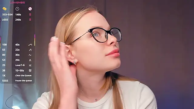 Icehoneybyte online show from 8, 2, 2026