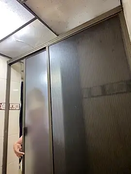 Scarlet auraa online show from 19, 3, 2026