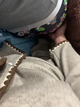 Snapshot of duyenem2k chatting on 8, 3, 2026 duyenem2k online show from 8, 3, 2026