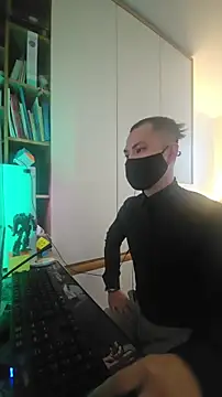 Snapshot of OnlyHand9x chatting on 4, 2, 2026 OnlyHand9x online show from 4, 2, 2026