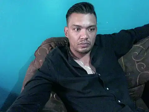 latinomoreno95 online show from 9, 2, 2026