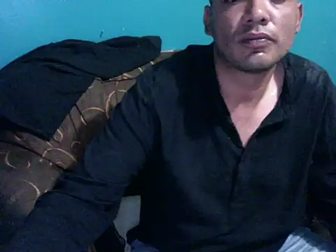 Snapshot of latinomoreno95 chatting on 16, 5, 2026 latinomoreno95 online show from 16, 5, 2026