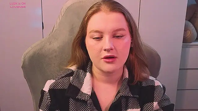 Snapshot of Ol1via chatting on 4, 2, 2026 Ol1via online show from 4, 2, 2026