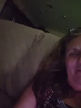 HotAzMilf online show from 8, 4, 2026