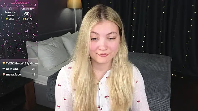Snapshot of Angel__Grace chatting on 16, 5, 2026 Angel Grace online show from 16, 5, 2026