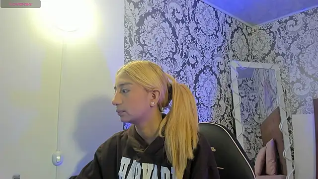 IRINA TAY1 online show from 25, 2, 2026