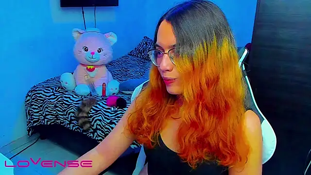 lillykittyyy online show from 13, 4, 2026