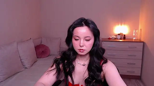lia hetty online show from 28, 4, 2026