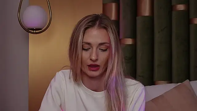 AmeliaAngel online show from 6, 2, 2025