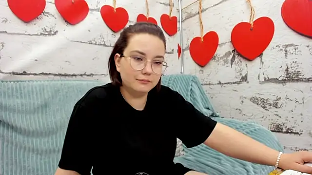 Sweetie Rozzy online show from 14, 5, 2026