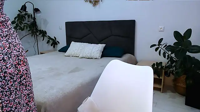 LOVELYBABY66 online show from 2, 4, 2026