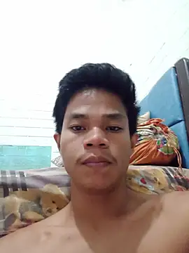 Snapshot of Tengkuis44 chatting on 3, 8, 2026 Tengkuis44 online show from 3, 8, 2026