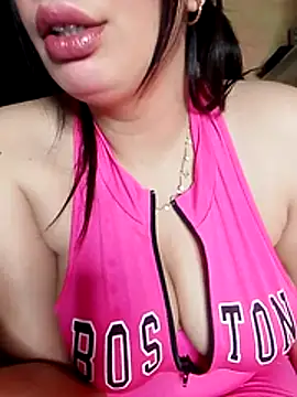 Snapshot of charmoutak_nada chatting on 12, 1, 2026 charmoutak nada online show from 12, 1, 2026