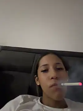 vicky bass  online show from 16, 5, 2026