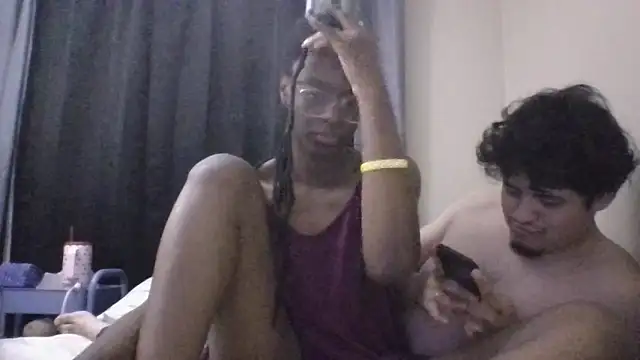 Snapshot of rueeentony chatting on 10, 1, 2026 rueeentony online show from 10, 1, 2026