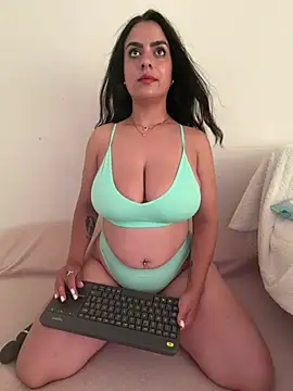 Snapshot of Marisa_ass chatting on 8, 7, 2026 Marisa ass online show from 8, 7, 2026