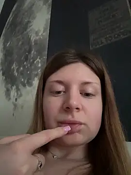 BlondeHott online show from 3, 2, 2026