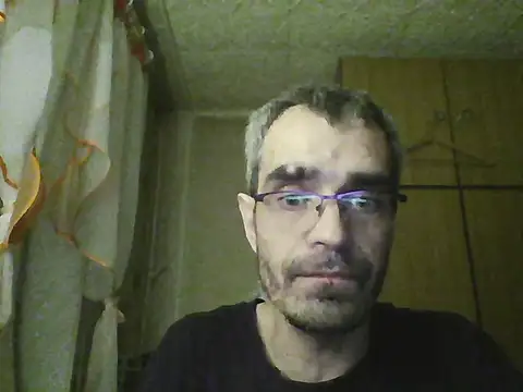 Snapshot of Gattuzoman85 chatting on 15, 4, 2026 Gattuzoman85 online show from 15, 4, 2026