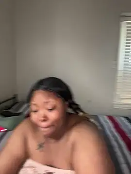 Chocolatebunnyxx96 online show from 8, 4, 2026